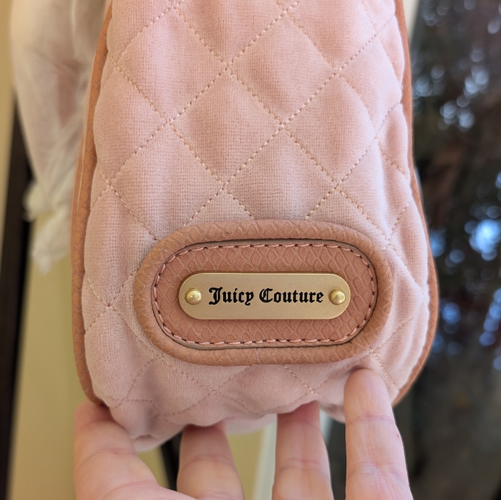 RARE, VINTAGE, Y2K NWT Juicy Couture HELENA Powder Pink Velour Shoulder Bag-$228 - Picture 6 of 16